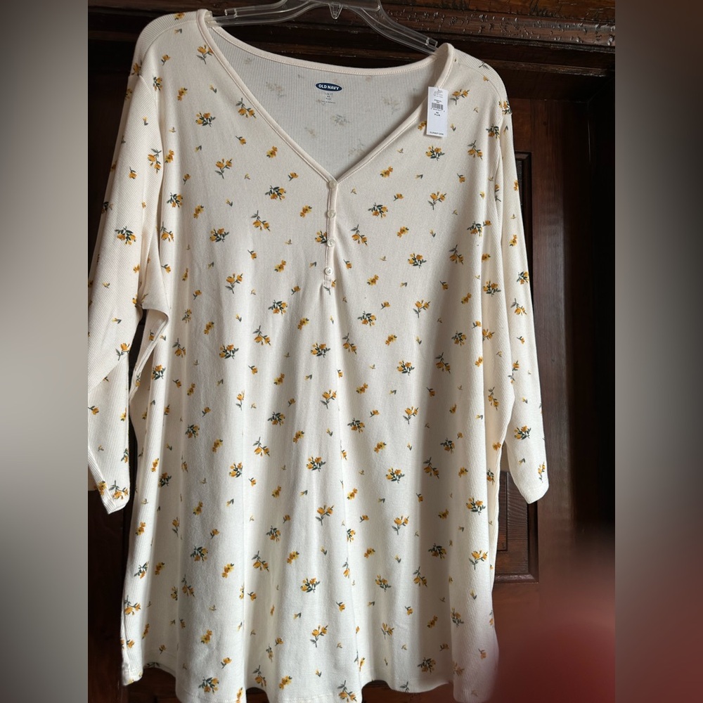 Old Navy Women’s 4x 3/4 sleeve New With Tag
